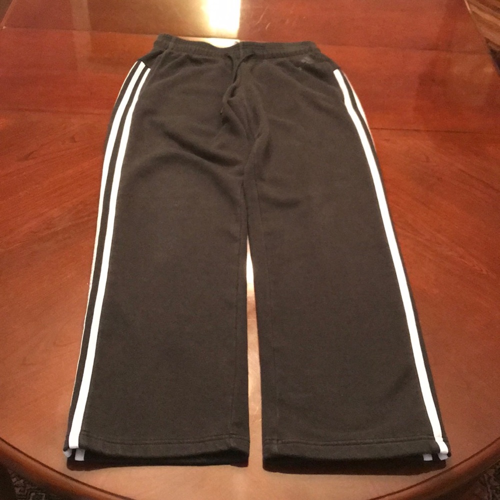 Adidas 3 stripe sweatpants.
